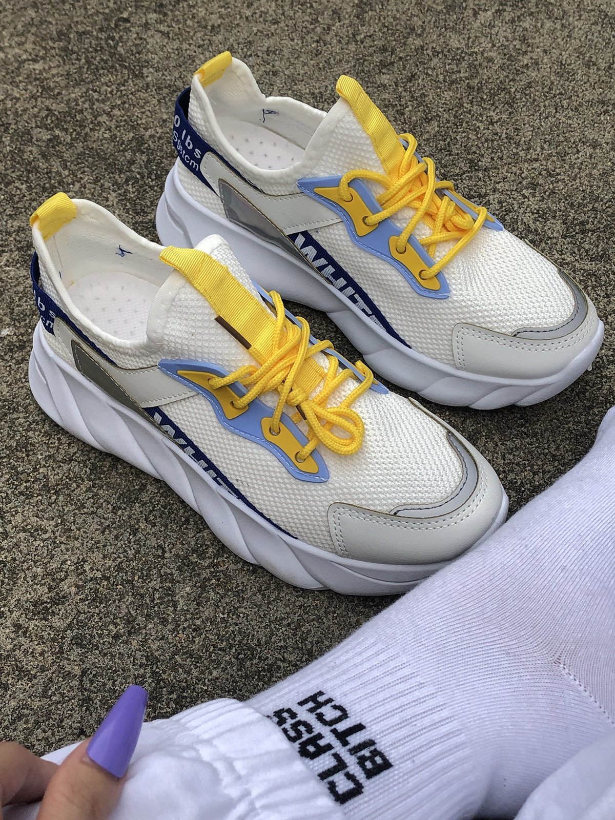 Breathable Mesh Fabric Color Block Slip On Sports Sneakers