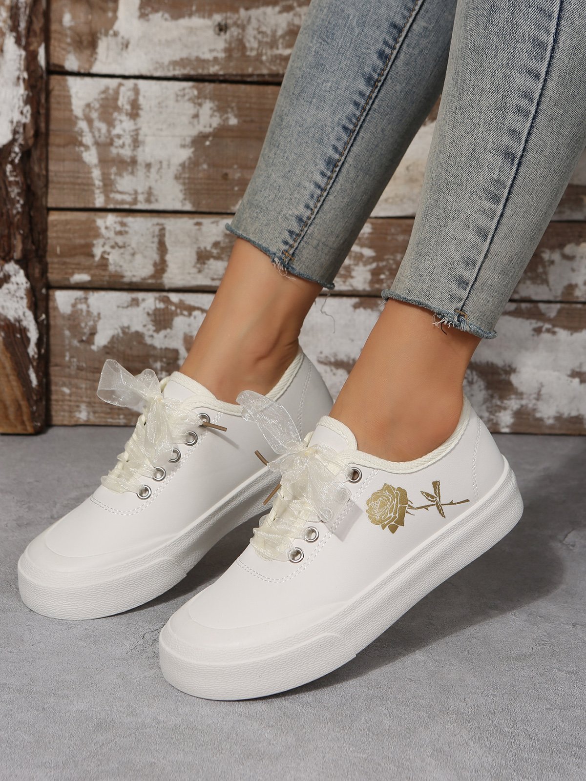 Women's Rose Printing Lace-Up Flat Sneakers