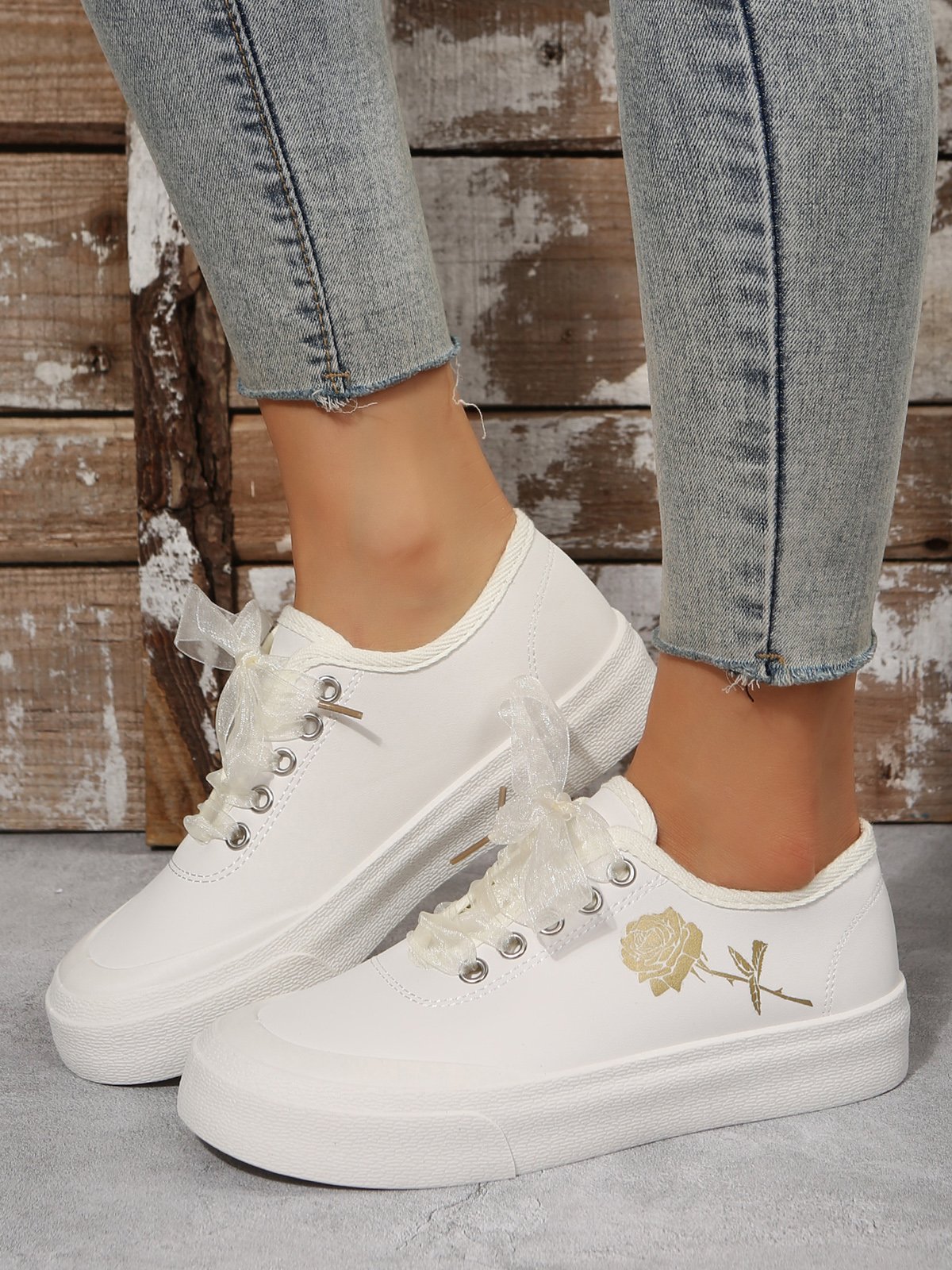 Women's Rose Printing Lace-Up Flat Sneakers