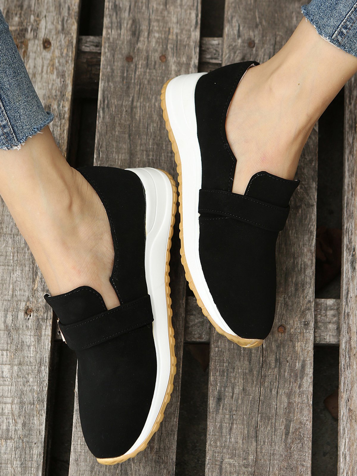 Casual Plain Color Buckle Strap Slip On Flat Sneakers