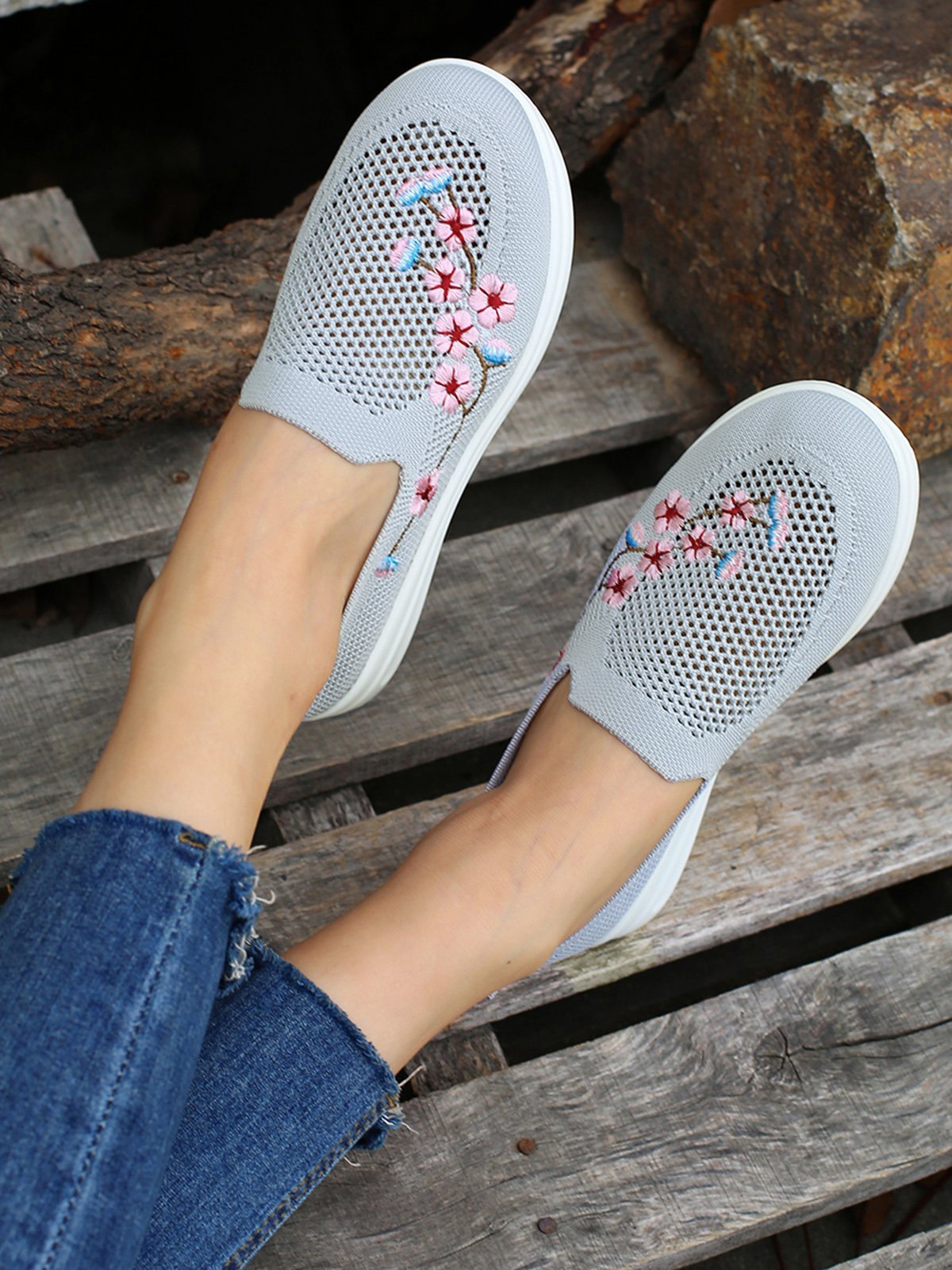 Floral Embroidered Flyknit Sneakers