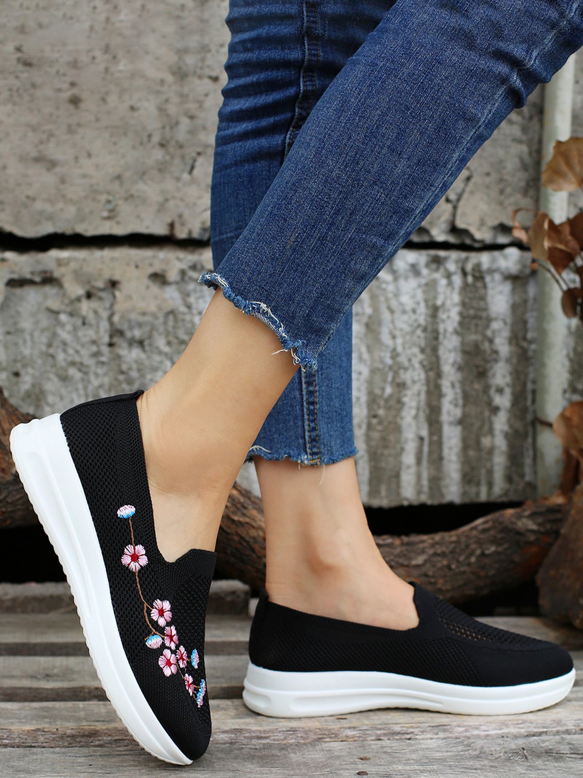 Floral Embroidered Flyknit Sneakers