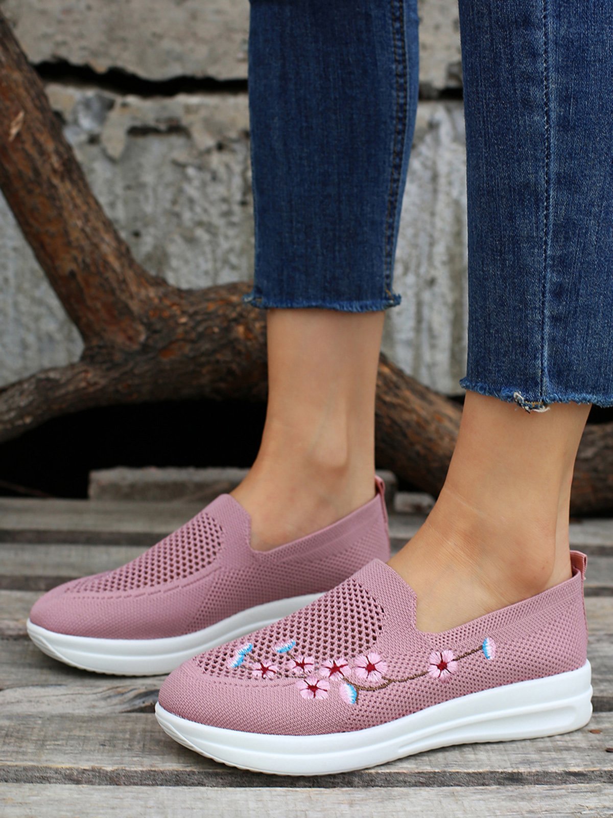 Floral Embroidered Flyknit Sneakers