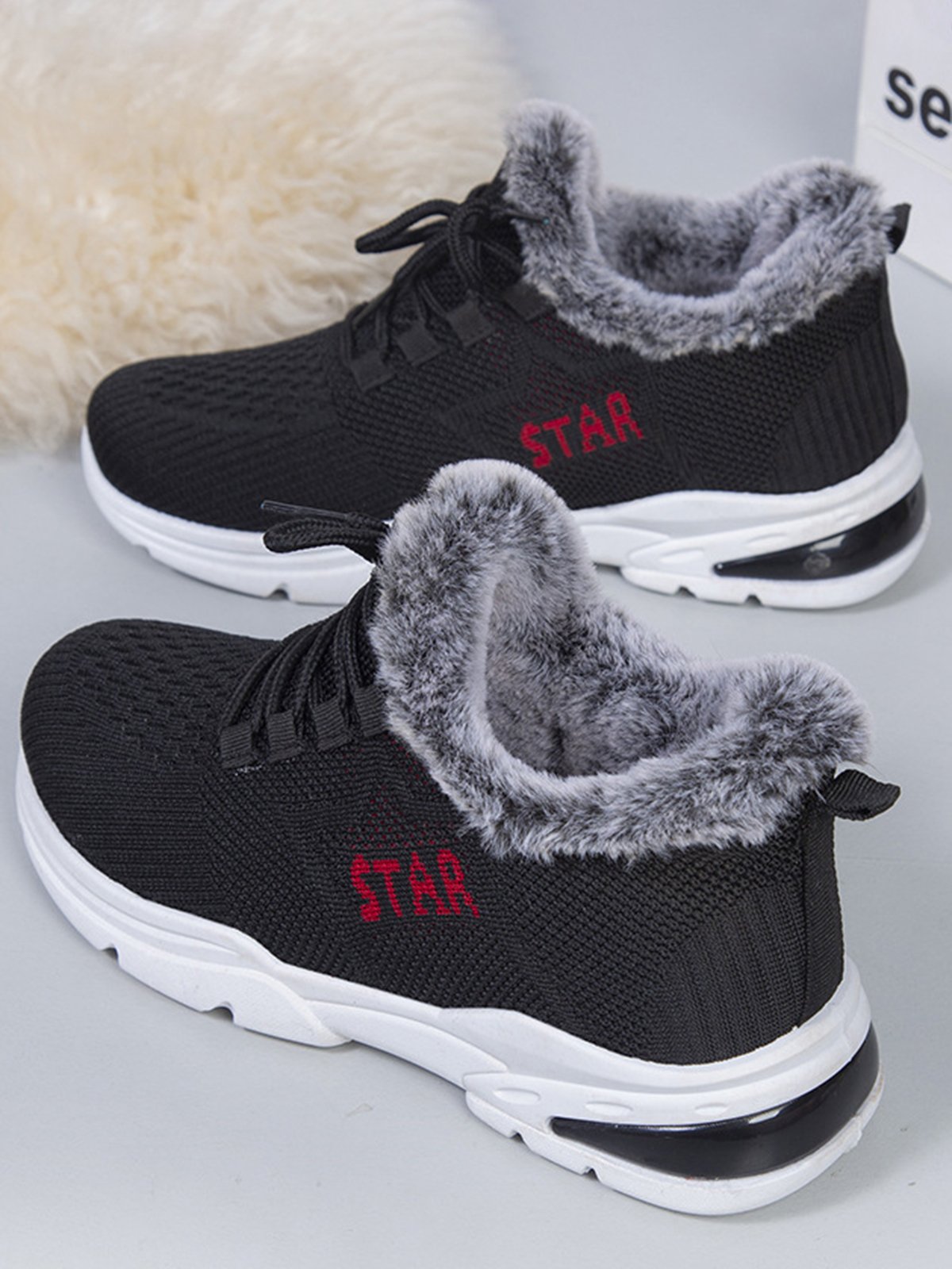 Plush Warm Lightweight Non-Slip Outdoor Sneakers