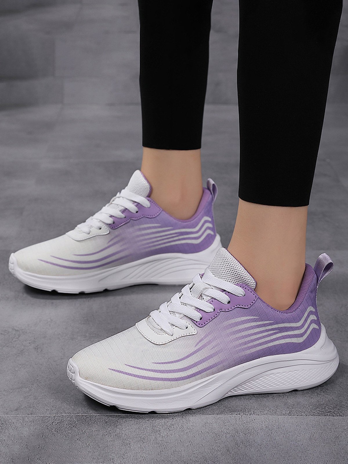 Women's Comfy Color Block Lace-Up Sports Sneakers