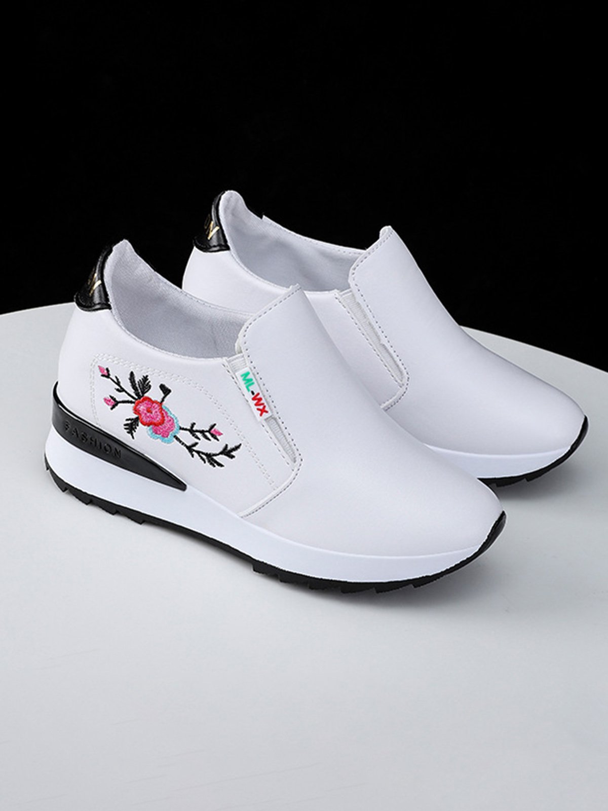 Women's Inner Height Increase Slip On Casual Sneakers