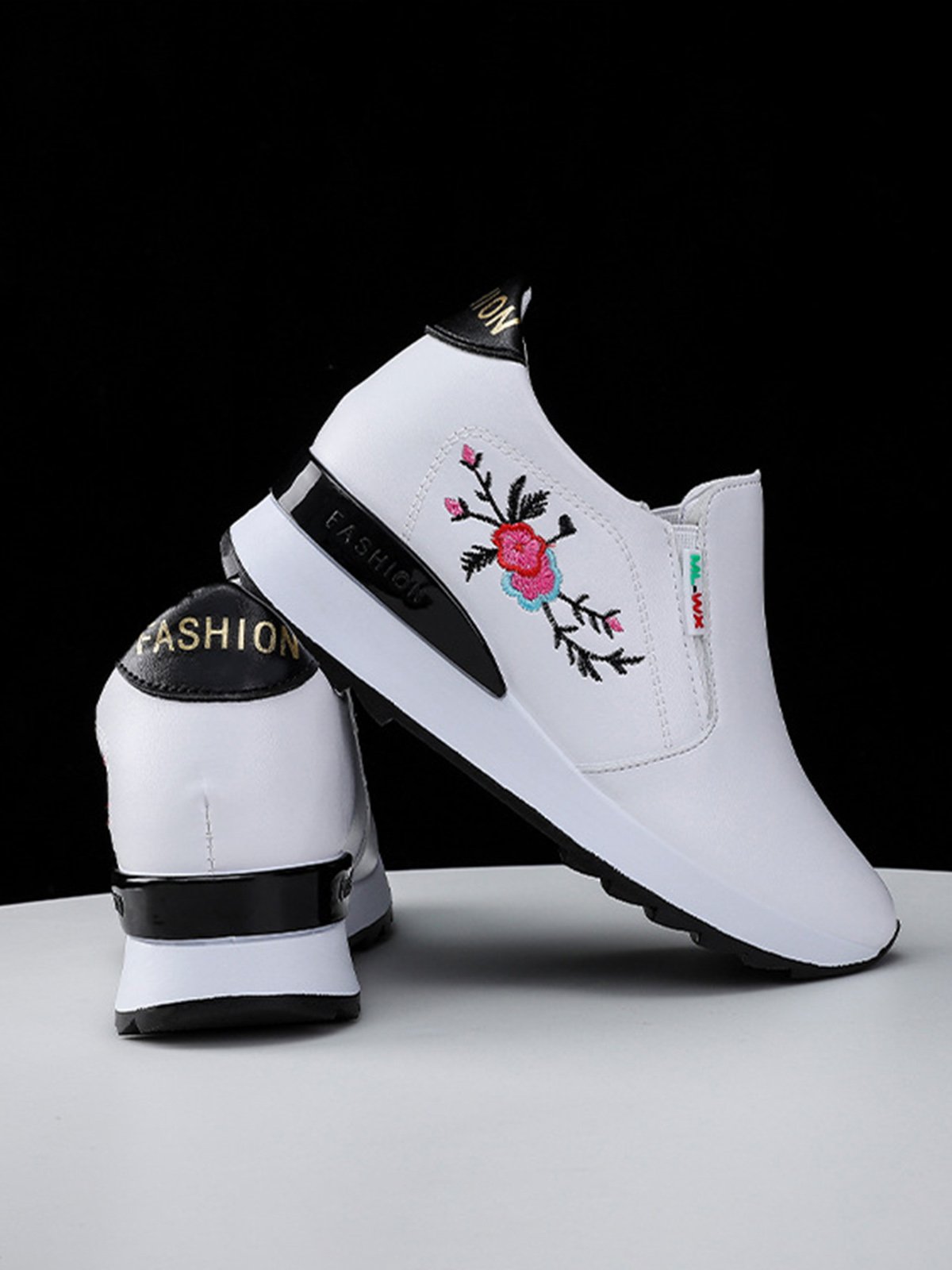 Women's Inner Height Increase Slip On Casual Sneakers