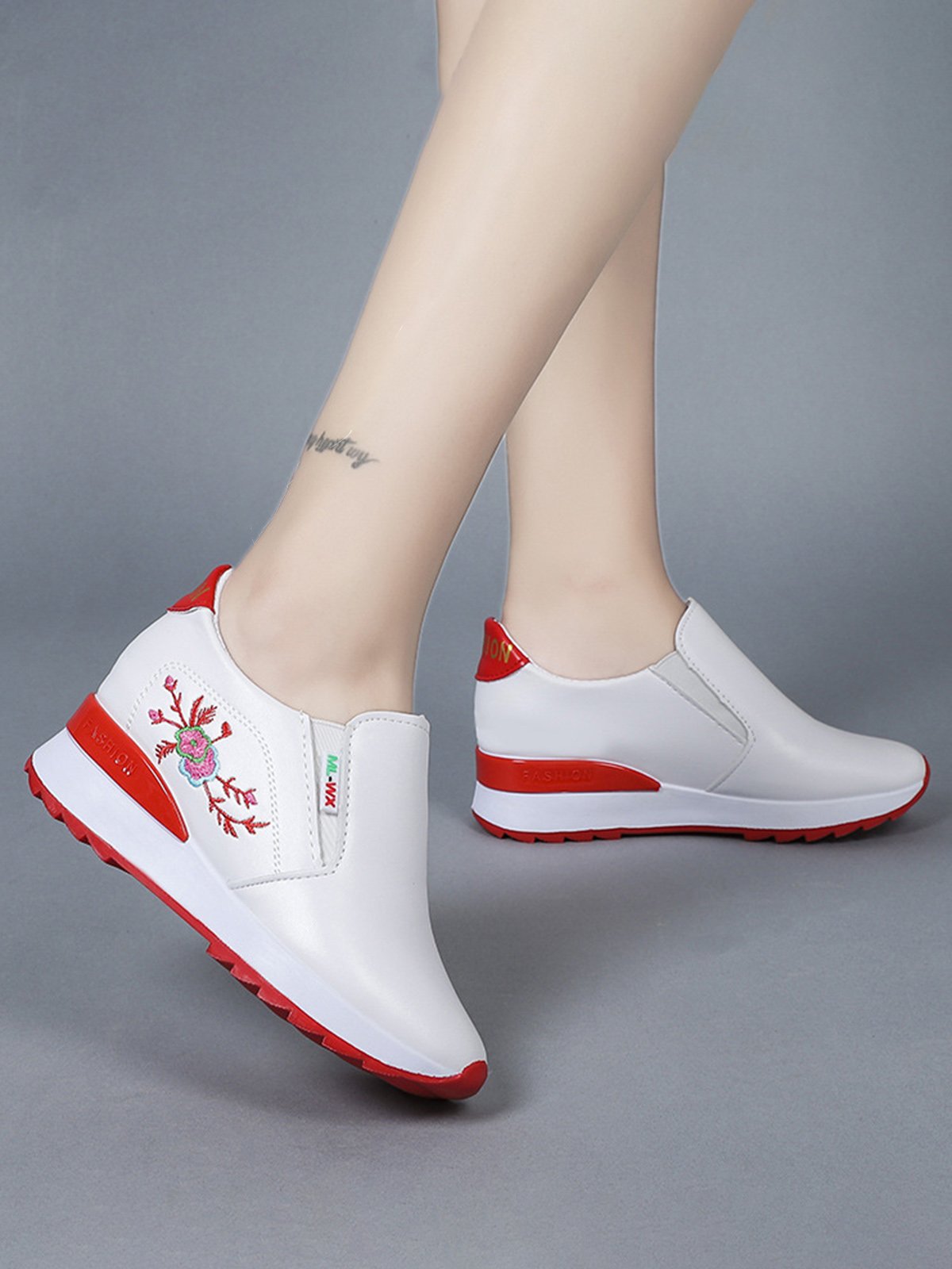 Women's Inner Height Increase Slip On Casual Sneakers