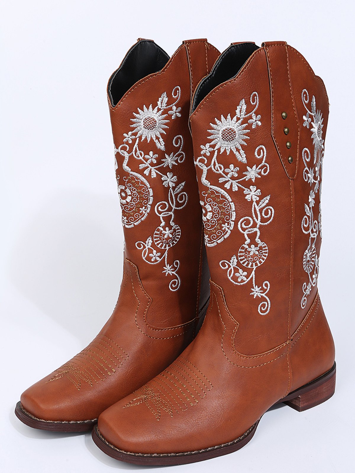 West Style Plus Size Floral Embroidery Cowboy Boots