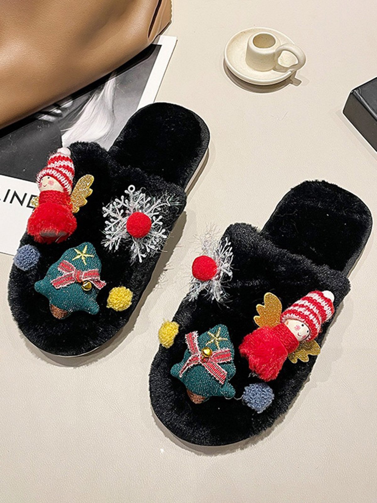 Cartoon Christmas Tree Fuzzy Ball Fuzzy Slippers
