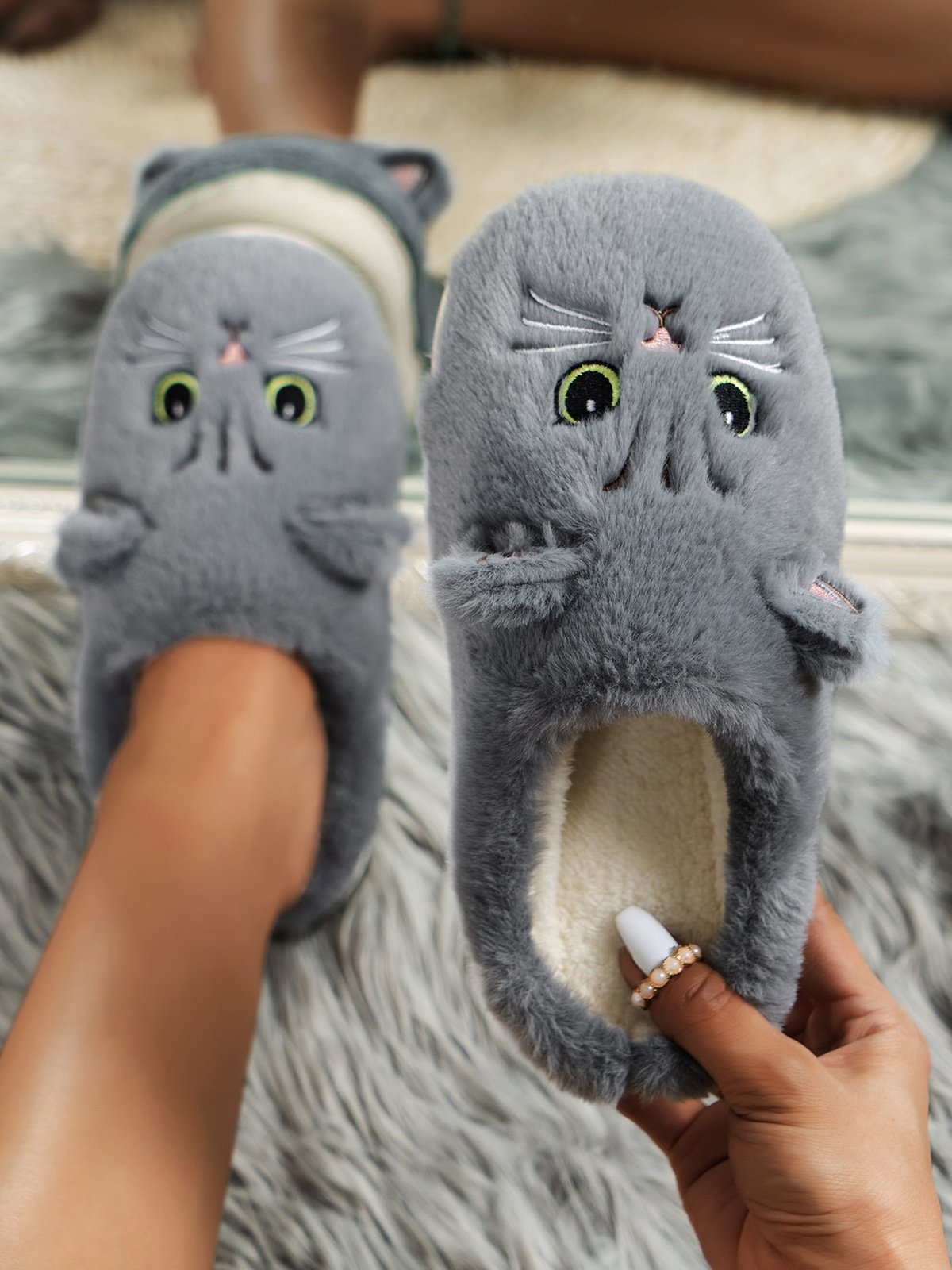 Cartoon Cat Design Embroidered Fuzzy Novelty Slippers