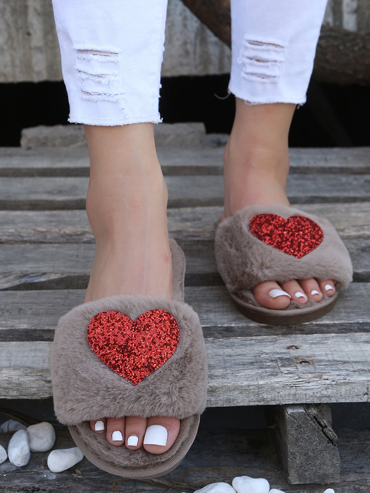Heart Glitter Decor Fluffy Open-Top Slippers