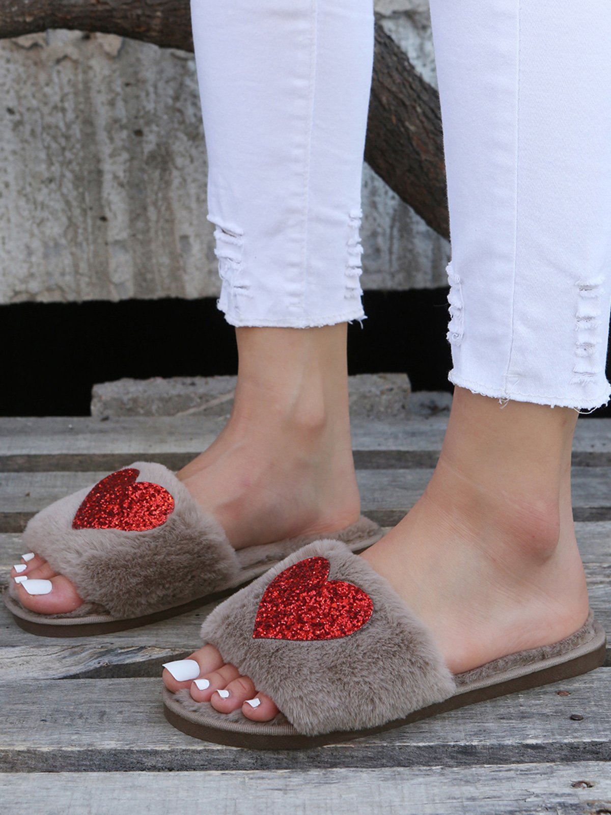 Heart Glitter Decor Fluffy Open-Top Slippers