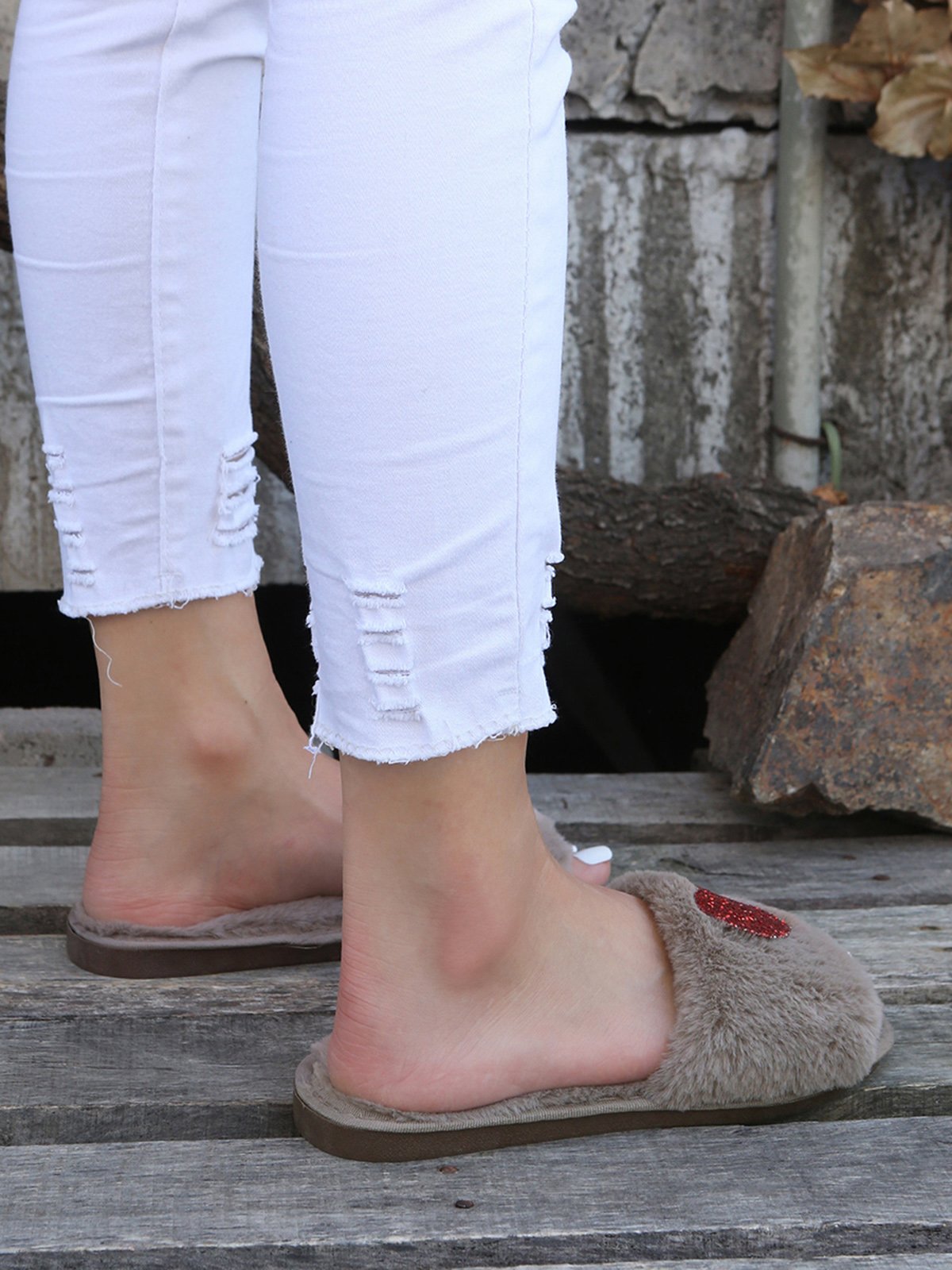 Heart Glitter Decor Fluffy Open-Top Slippers