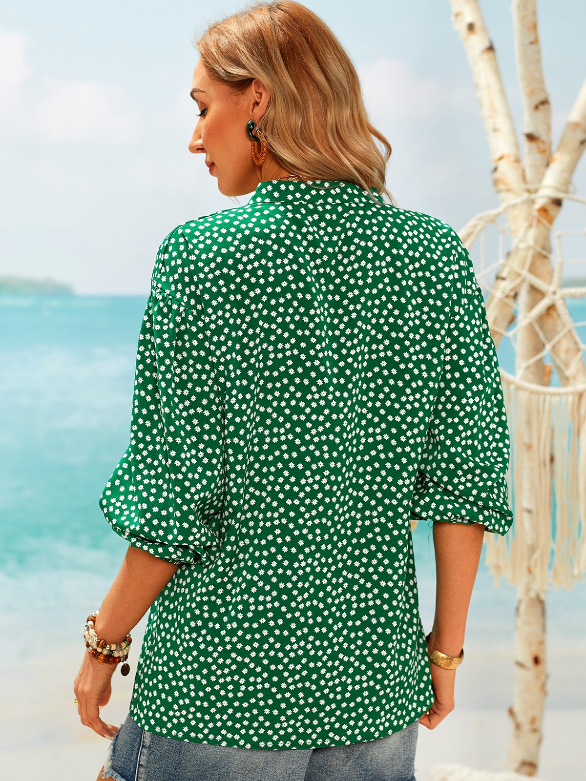 Casual Polyester Fibre Floral V Neck Half Sleeve Blouses