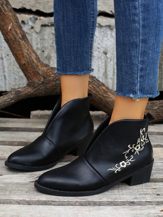 Plus Size Floral Embroidery Low Heel Slip On Boots