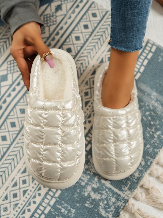 Plus Size Thermal Lined Quilted Bedroom Slippers